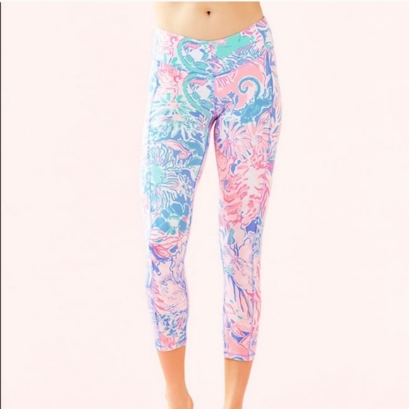 Lilly Pulitzer Pants - Lilly Pulitzer Luxletic Weekender Floral Midi Crops XS